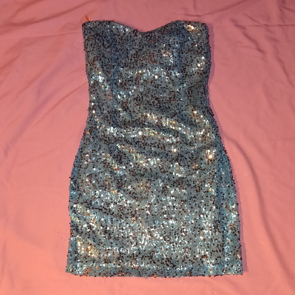 Windsor Silver Gold Strapless Bodycon Dress